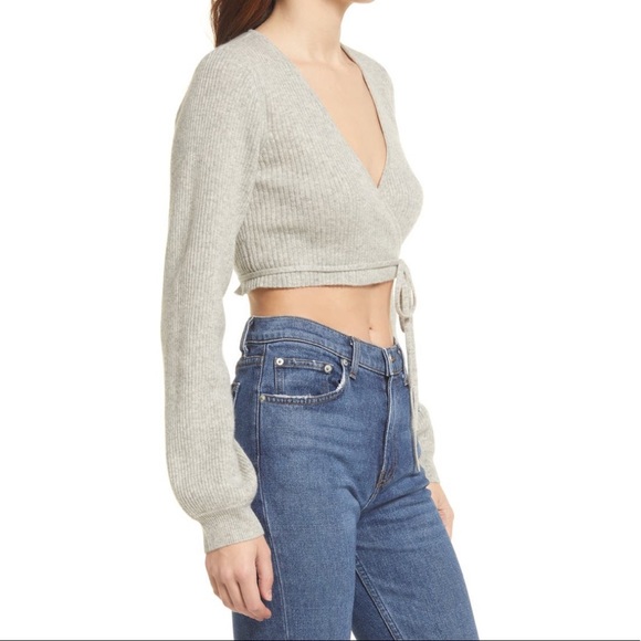 Reformation Remus Cashmere Light Grey Wrap Crop Ribbed Sweater Size Large NWT - Picture 3 of 15